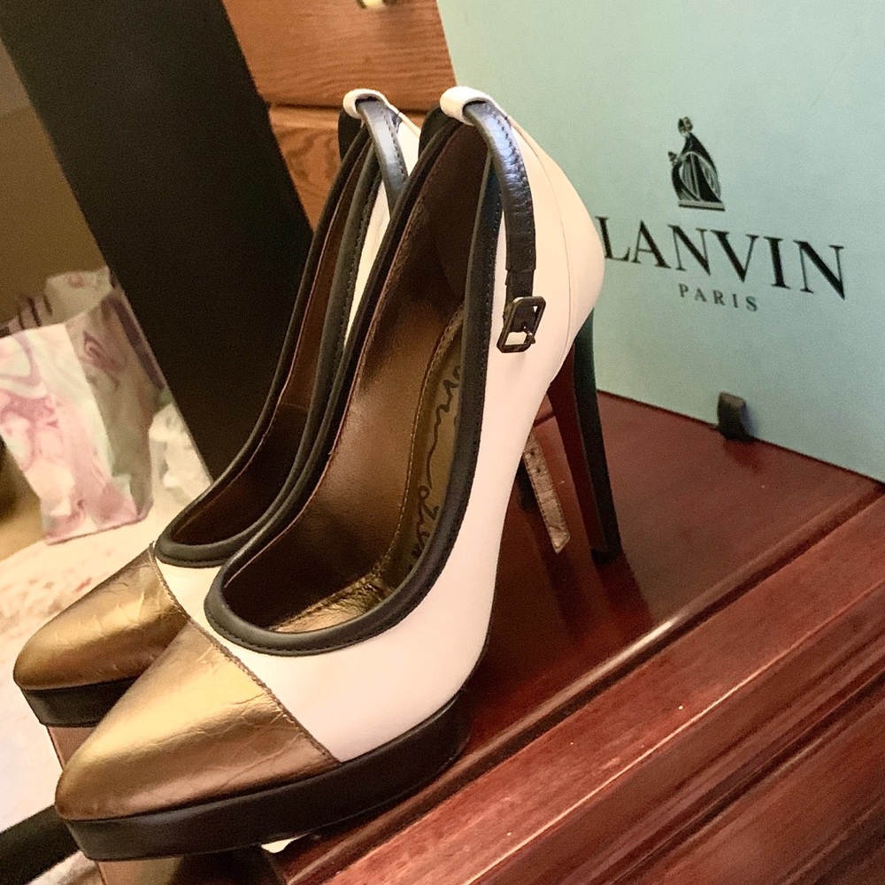 LANVIN Paris pumps